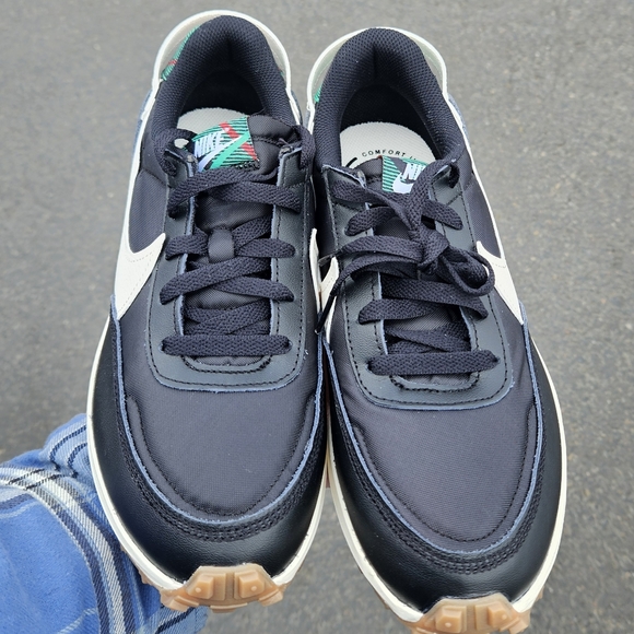 New women's Nike waffle premium - Picture 3 of 4